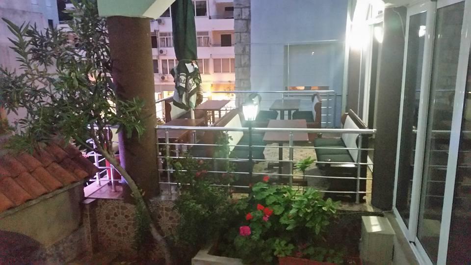 Hotel Hoti Ulcinj Kültér fotó