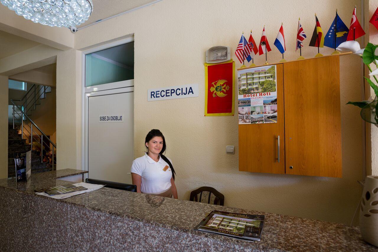 Hotel Hoti Ulcinj Kültér fotó